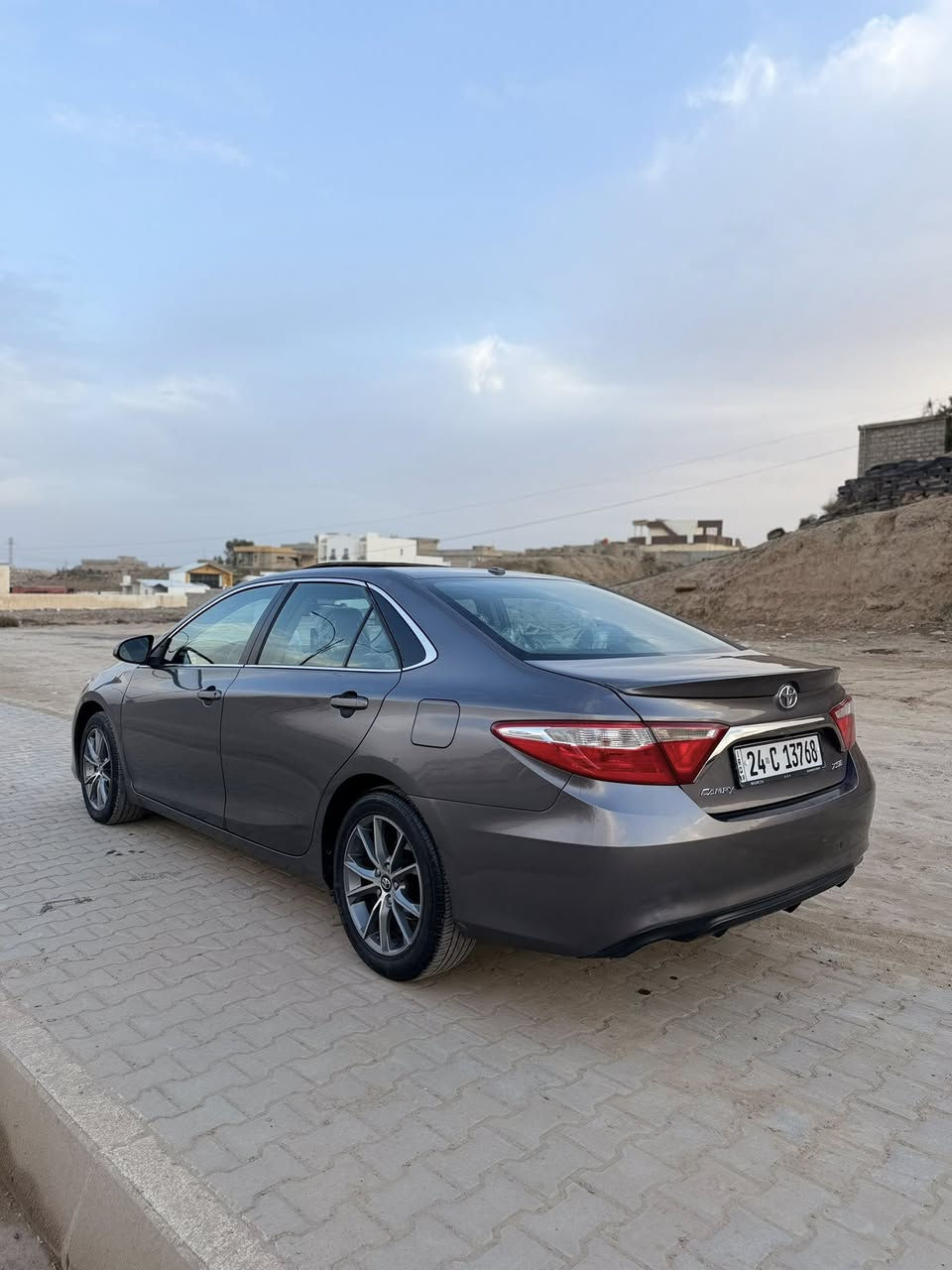 سلام عليكم كامري اللبيع موديل 2016 لون نفطي رقم دهوك السياره فول موصفات اكس ايلي بيها بونيد بدون دواخل رقم الهاتف ‭٠٧٨٢ ٦٨٨ ٨٧٧٨‬
