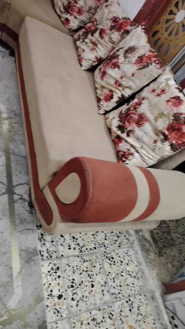 السلام عليكم كرويتات لبيع لسعر250العنوان ناصريه


**إذا كنت صاحب هذا الإعلان وتريد حذفه لأي سبب، رجاءا أرسل رسالة إلى الدعم الفني**