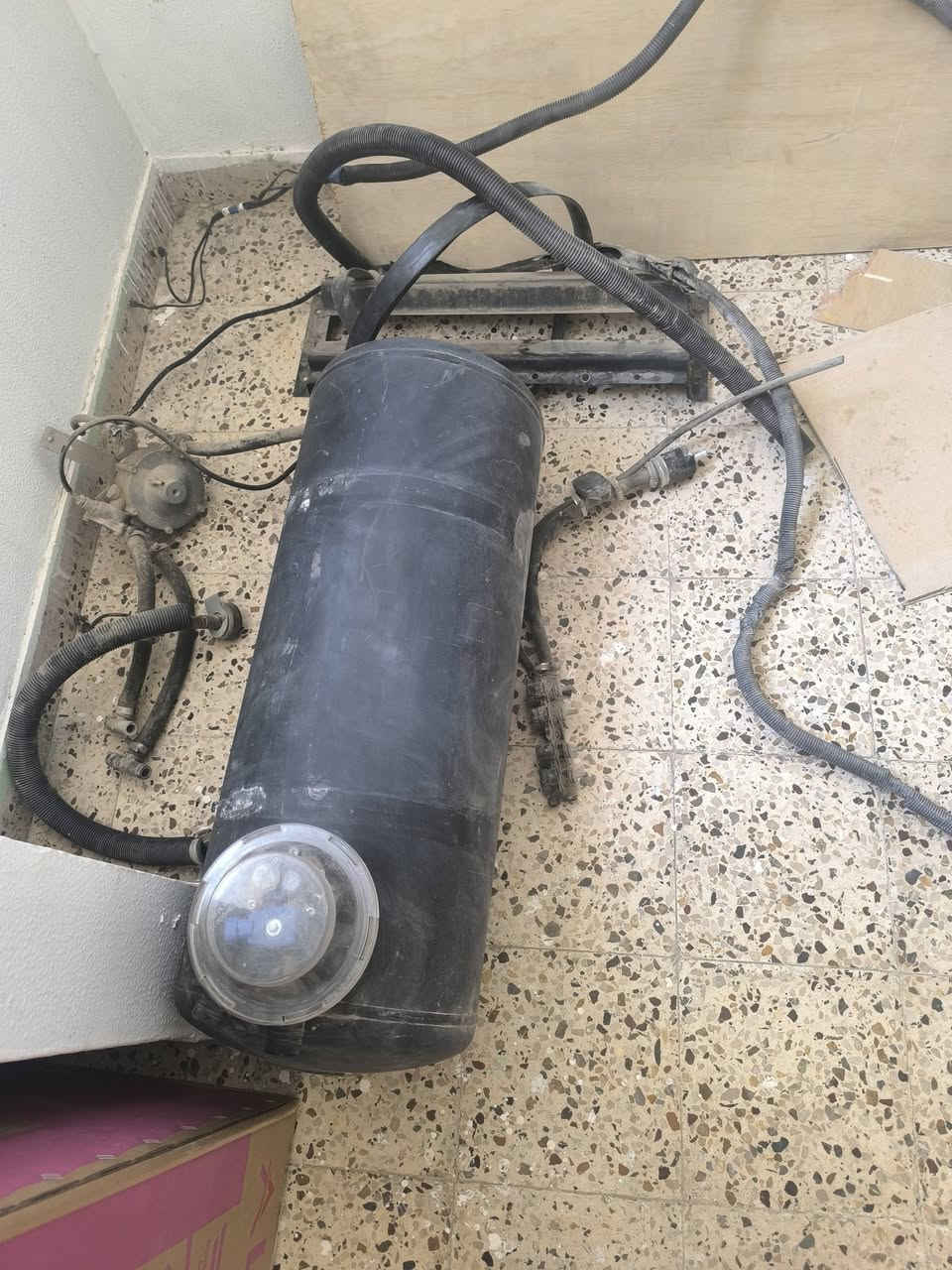منظومة غاز 80لتر 4سلندر  Atiker   للبيع 225 للتواصل ***********
