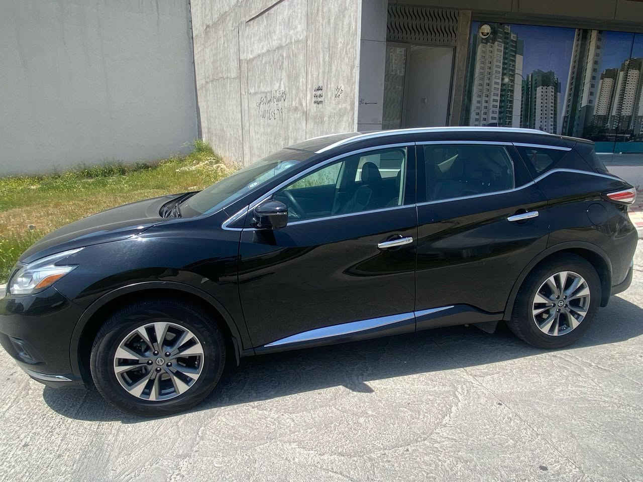 نيسان مارونا 2017
فول مواصفات بيها قطعتين صبغ 

سقف بانوراما كشنات جلد تدفئة بالكشن محرك 6 سلندر  جديد سيارة جاهزه سعرها جدآ مناسب 125$

للتواصل 

***********

مكان السيارة بغداد
