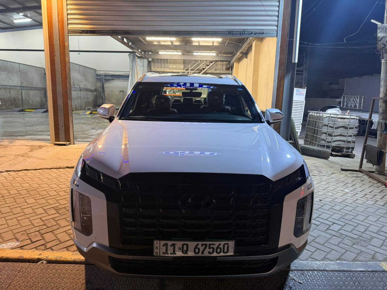 هونداي بلسيد خليجي 1/1
موديل 2025
محرك 3500 6 سلندر 
ناقل حركة اوتوماتيك ذكي ب 8 سرعات 
شاشة وسطية صخمة مع دعم Android Autoو Apple Carplay
مقاعد جلد فاخره مع تدفئه وتبريد 
دبل فتحة سقف - مع اناره محيطية 
انظمة امان متطوره 
رادارات 
تشغيل عن بعد - كاميرات 360 درجة 
وبعد هوايه مواصفات 
مغلفة ppf ضمان خمس سنوات 
ماشية 16000
*********** بغداد الدورة 
السعر 40 الف وبيةة مجال بسيط
