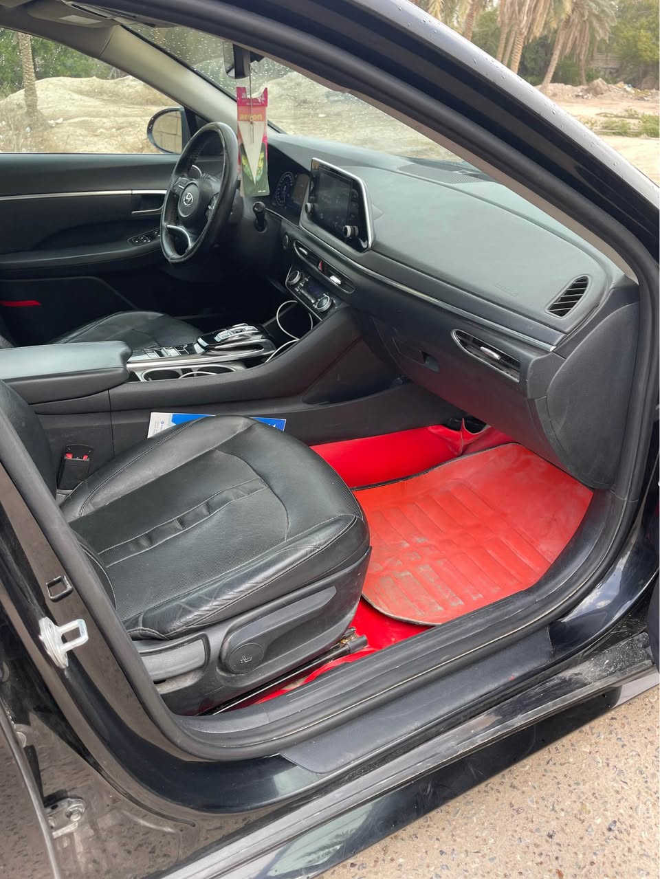 سلام عليكم 
سوناتا 2020 سياره فول موصفات سوناتا بلس 
حجم المكينه 2500 تنفس طبيعي رقم قادسيه معوقين سياره بيه 
جاملغ وبنيد وبيه شكم قطعه كلير بدون معجون 
سياره تبريد ثلج كير مكينه كله كفاله سياره 

رقم الاتصال/ ***********

الواتساب /*********** ابو الخصيب, البصرة
