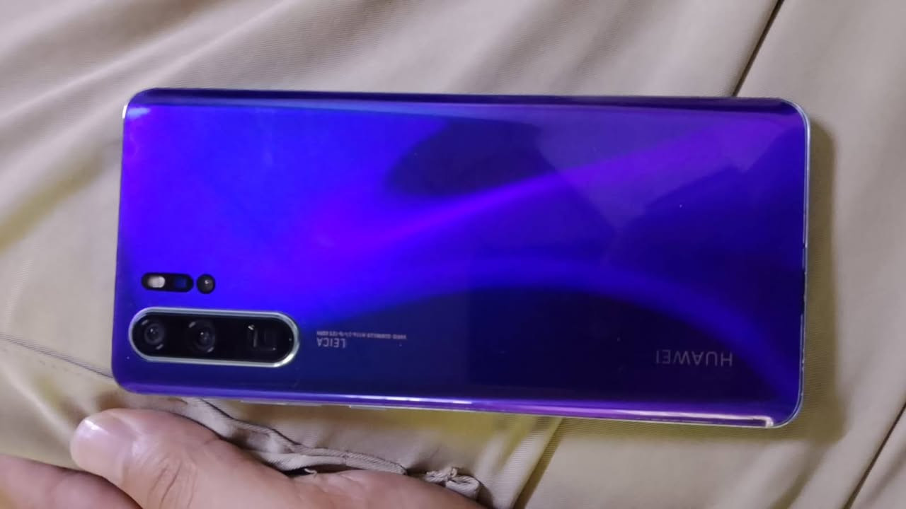 هواوي P30برو
للبيع: Huawei P30 Pro 
​الذاكرة: [256] رام [8]  الكامرة تجيبلك القمر من اقوة الكامرات 
​الخدمات: يدعم كل خدمات غوغل رسميًا (يوتيوب، متجر بلاي، الخ).
​الكاميرا: كاميرا Leica الخارقة مع زووم 50X وتصوير ليلي ممتاز.
​البطارية: 5000مللي أمبير يدعم الشحن السريع
الجهاز ما مفتوح وما مبدل بيه شي شرط
والضرر مبين بصورة كسر اسفل الشاشة بسيط ما ياثر على المس ولا الشاشة
***********
مكاني موصل
​السعر: [200
