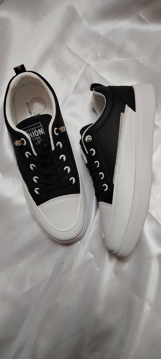 ترانشوز رياضي قياس خاص يجنن مريح وخفيف ومرن
القياس ٣٨ال٤٢
السعر ١٢٠٠٠✅ ✅ 
#توصيل بسمايا ١٠٠٠
#بغداد ومحافظات ٣٠٠٠ فقط لنهاية رمضان


**إذا كنت صاحب هذا الإعلان وتريد حذفه لأي سبب، رجاءا أرسل رسالة إلى الدعم الفني**