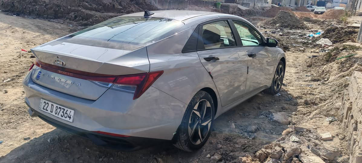 هونداي النترا موديل ٢٣  وارد كندي كير مكينة حدادي تخم تاير دواخل كله جديد ماشيه ٥٧ الف استعمال شخصي رقم اربيل بيهه ضربه بدون ايرباكات موقويه ضربته بين البابين صفحة السايق سياره وبارد بالبنيد خفيف ايضا جاهزه من كلشي رادارات حساسات ... مراوس.. حسب القناعه كيا K3 او فورتي موديل ٢٣ وفوق
السعر ١٤٩ سيارة فول ماعده الفتحه

مكاني الديوانيه
***********
