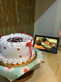 حجز مناسبات • حلويات وكيك • راسلينا دايركت