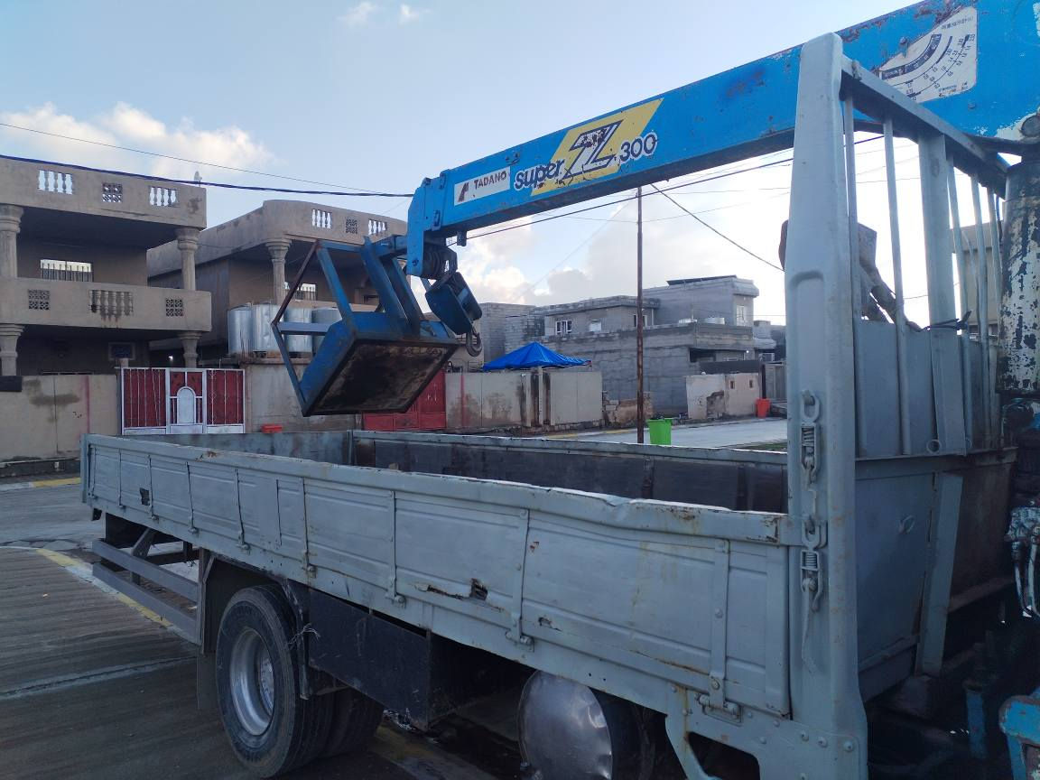 كرين هينو رقم ديالى سنويه لل 30 رقم اجنبي كيرشرط موديل ٩٣ محرك ٧٠عادي ونج ٢طلعه  اخوي اذا موشراي لاتخابرني *********** المكان كركوك الحويجه السعر ١٥٥
