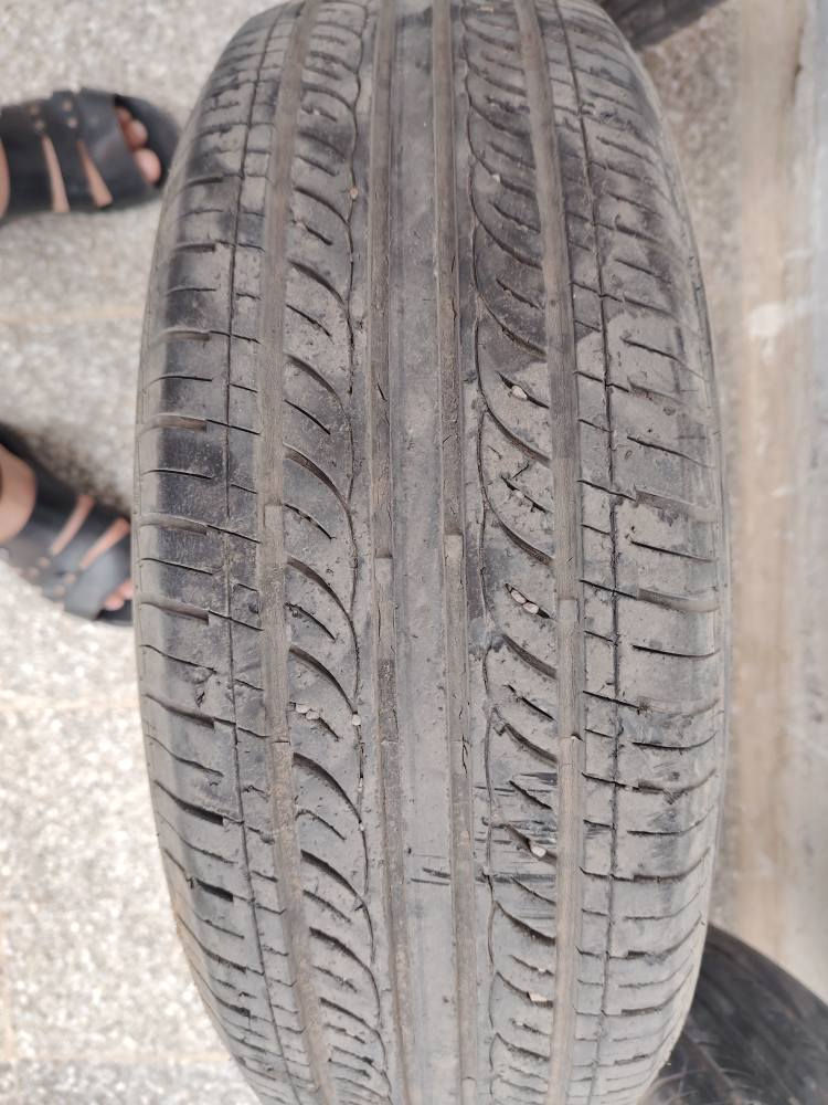 تايرات كورلا بيكاتشو عدد 5 نص عمر جانن مشدودات وخير من الله واليوم بدلتهن بغداد الشعب
***********
