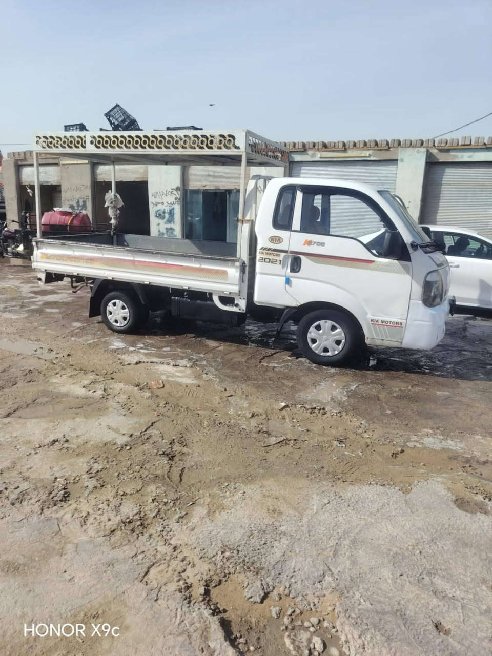 السلام عليكم كيا عموشه موديل 2015 مكفوله  رقم واسط باسمي مشروع وطني مكان السياره النجف السعر 108 وبيها مجال حك جيتك للاستفسار اتصل على ارقام التاليههه
 ***********
