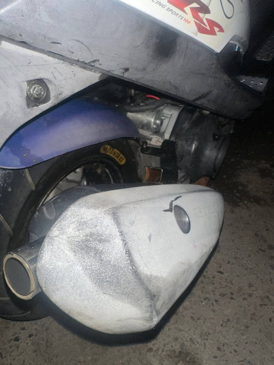 ماكس عدله بوشه 49بلاديه محافض عليها
الدراجه بيه نقوصات بصيطه فج مال بريك و اشاره اليسره خلفيه ولايت امامي هذني الكفرات تجريات الكفرات البلاد ازرك جارد مال البلاد مكاني بغداد الشعله السعر 650وبيه مجال بسيط تواصل مازنجر فقط


**إذا كنت صاحب هذا الإعلان وتريد حذفه لأي سبب، رجاءا أرسل رسالة إلى الدعم الفني**