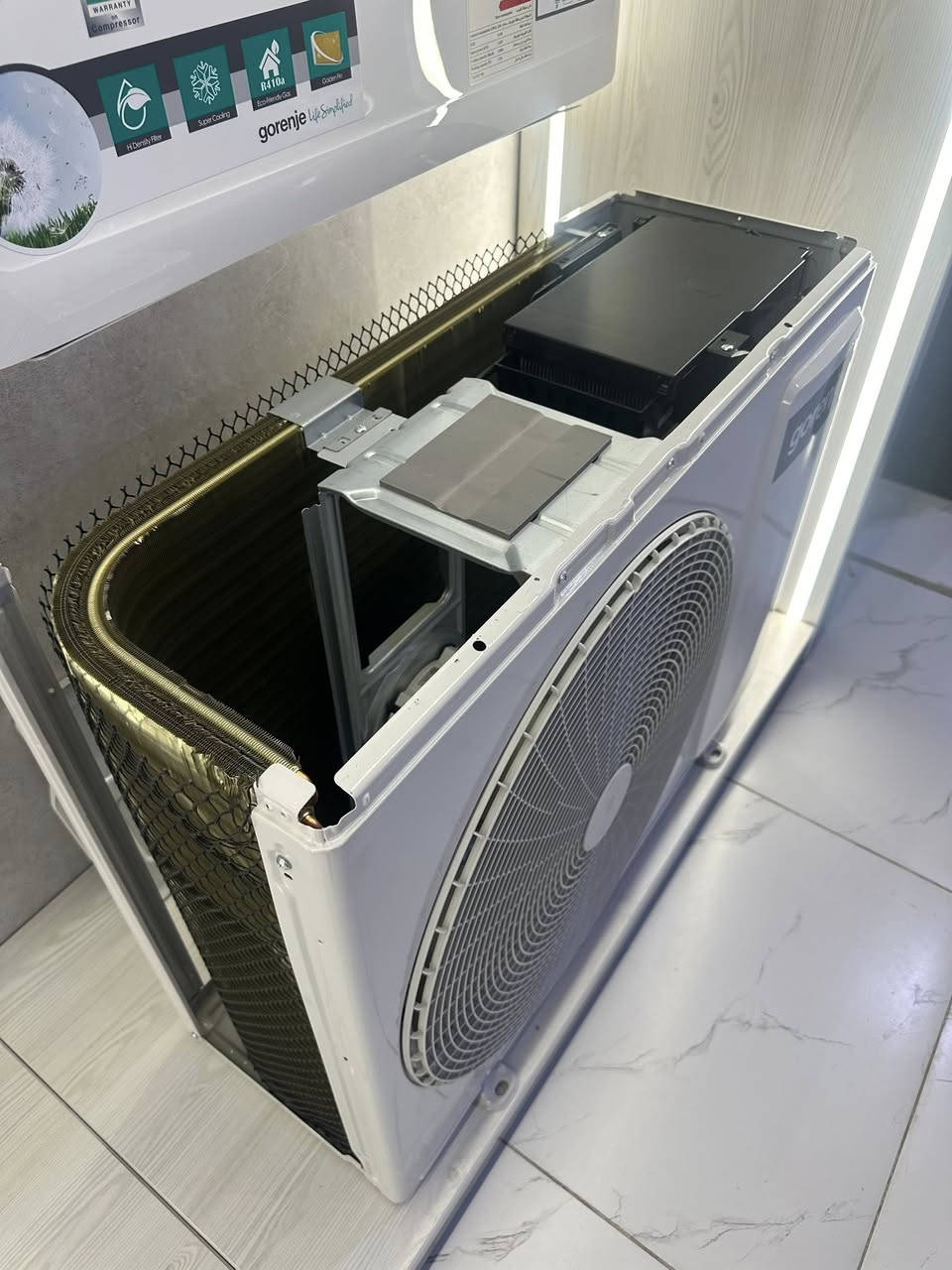 #بيتك_افخم
مع سبالت gorenje كافة الأحجام ❄️❄️
نوفر البيع بالجملة والمفرد… بأسعار منافسة وجودة تليق بثقتكم ✨
#معرض لورنس للأجهزة الكهربائية
وكيل معتمد لأفضل الماركات:
HITACHI • Hisense • DLC • gorenje • Fakir • BiSSEll
العنوان📍: الموصل – حي الوحدة –قرب جامع الصابرين
للطلب والاستفسار الاتصال ع الارقام التالية :
كورك / ***********
اسيا / ***********
