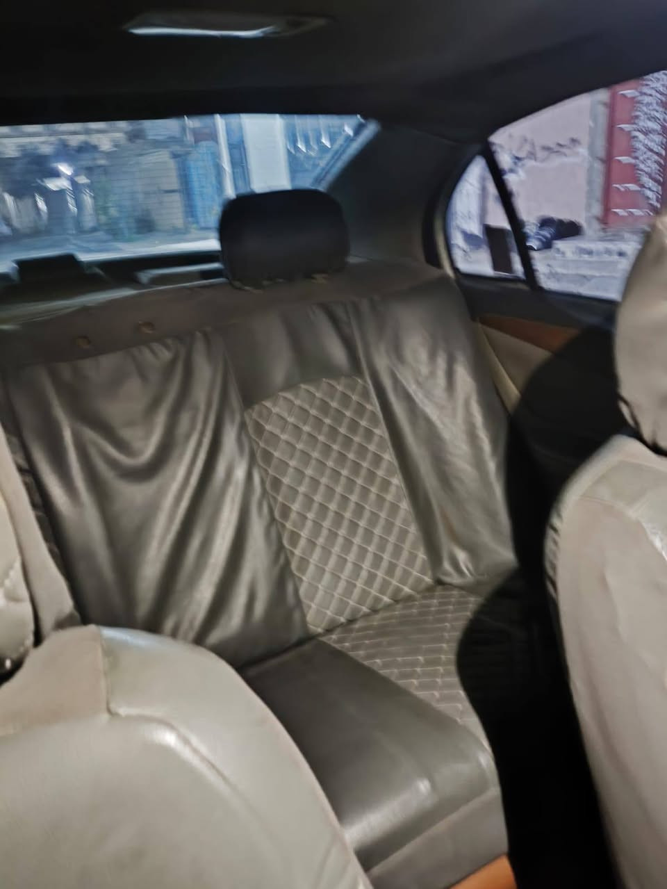 سلام عليكم خوان ليفان 620
للبيع كير ومكينه وحداديه وتخم تاير خير من الله السياره هزه جديده سنويه جديده
العنوان كربلاء اخوان مكلف بالنشر رقم صاحب السياره بي واتساب السعر 42 وبيها مجال بسيط رقم الهاتف ***********
 اخوان مكلف بالنشر
