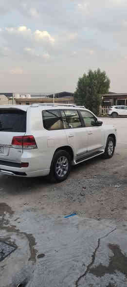 لاندكروز GXR  موديل 2016 بريم فول. كفاله رقم بغداد باسمي للبيع او مراوس رقمي ***********
    مواصفات
ماشيه 112 الف 
محرك 6 سلندر حجم 4000
حساسات أمامية وخلفية 
فور ويل +نظام زحف
لايت زنون بلاد
تحكم بلايت ارتفاع وانخفاض
كشنات جلد 
كشنات الاماميه كهرباء 
كشن سائق 3 دكم
كشنات VIP
فتحه سقف 
شاشه كبير + دڤدي بلقماره 
زراك لايت
تخم تاير جديد ياباني صنع 2025
مع السياره بصمتين
