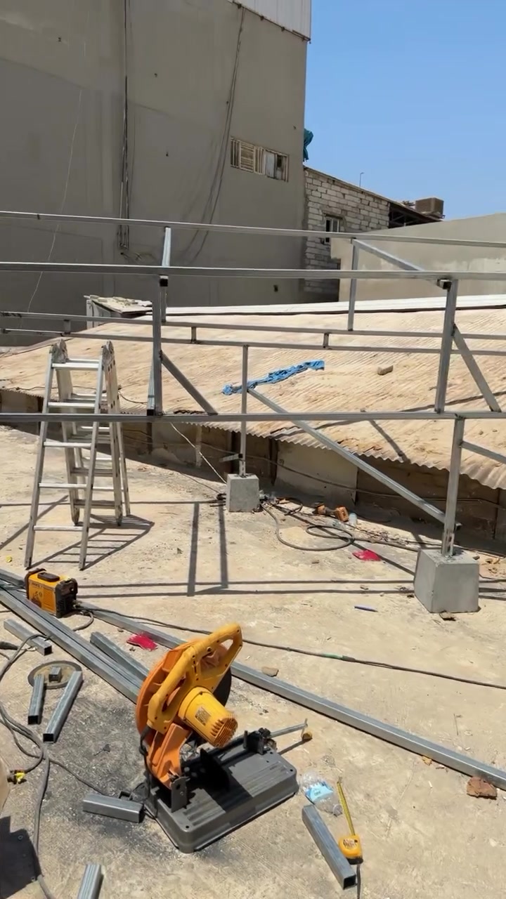 تنصيب هيكل يتكون من ١٢ لوح شمسي 
الهيكل لحيم 
للطلب ***********
#العراق #بغداد #الطاقة_الشمسية #اكسبلور #ترند
