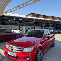 مارسدس للبيع أو مراوس موديل 2009//c300 اللون احمر   بدون ضرر /// كلير ...