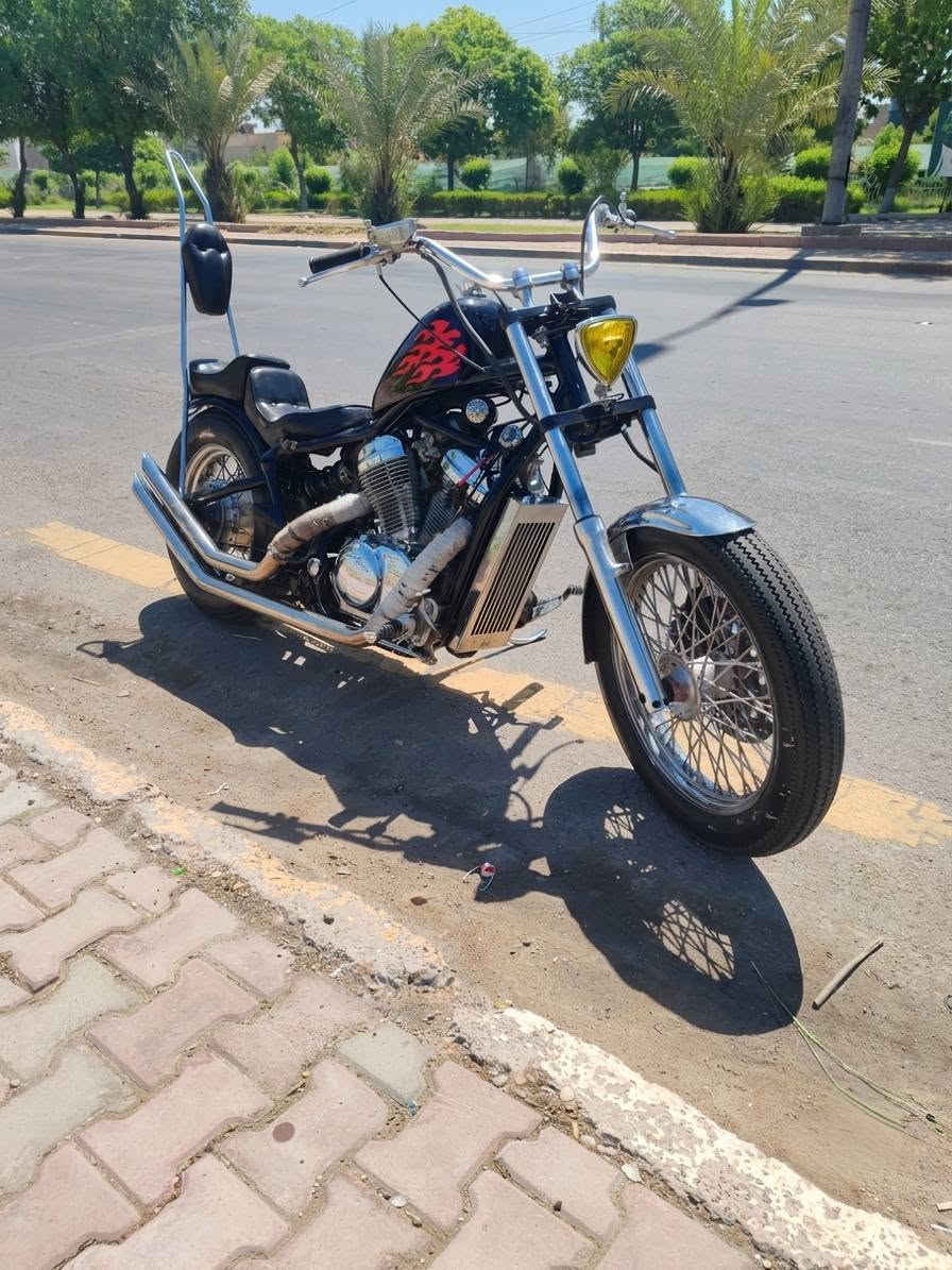 هوندا ستيد جوبر 
حجم المحرك 600cc بدون رقم
محرك كير كلجات كفاله عامه 
 ادامه عليه مي رادتير اخضر 
 ودهن وفلتر دهن بلكات NGK
تانكي فايبر كلاس قبق تانكي تاج 
الدراجه مفرغه بل كامل 
شوته رياضي صالنصات رياضي
صوت طرب فصلته نار جاهزة 
تراي ع لسانك وجيب فيتر وتعال
مكاني بغداد البياع الشهداء 
*********** سعر خاص

