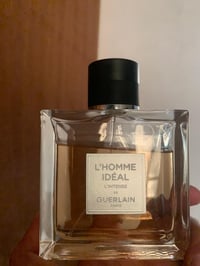 گيرلاين للبيع مستخدم مثل ماموضح بالصور السعر ١٠٠ للتواصل 07737900685