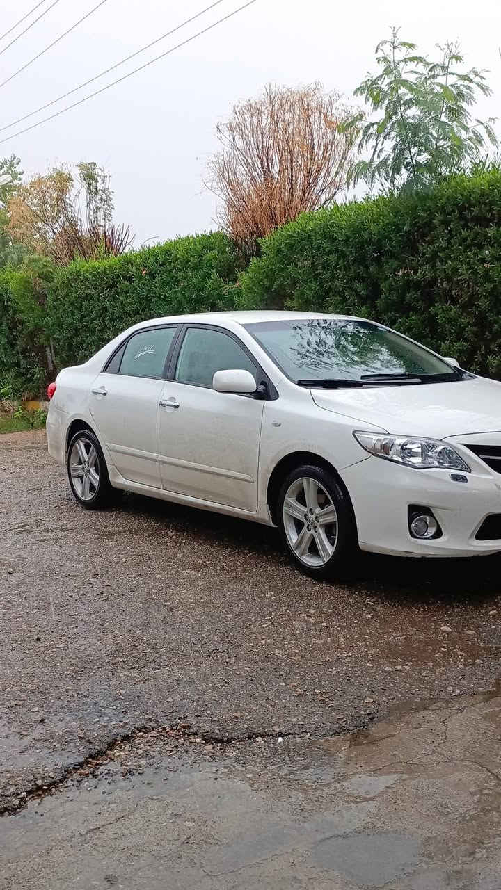 کرۆڵە ٢٠١٣ 1 پارچەی سبوغە بێ ناوگرن پێش و پشت کەپس گێر تۆماتیک مەکینە گه وره  رەقەم سەنەوی هەموو شتی نوێیە بەناوی خۆمانە نرخي  135 ورقه يه
***********
