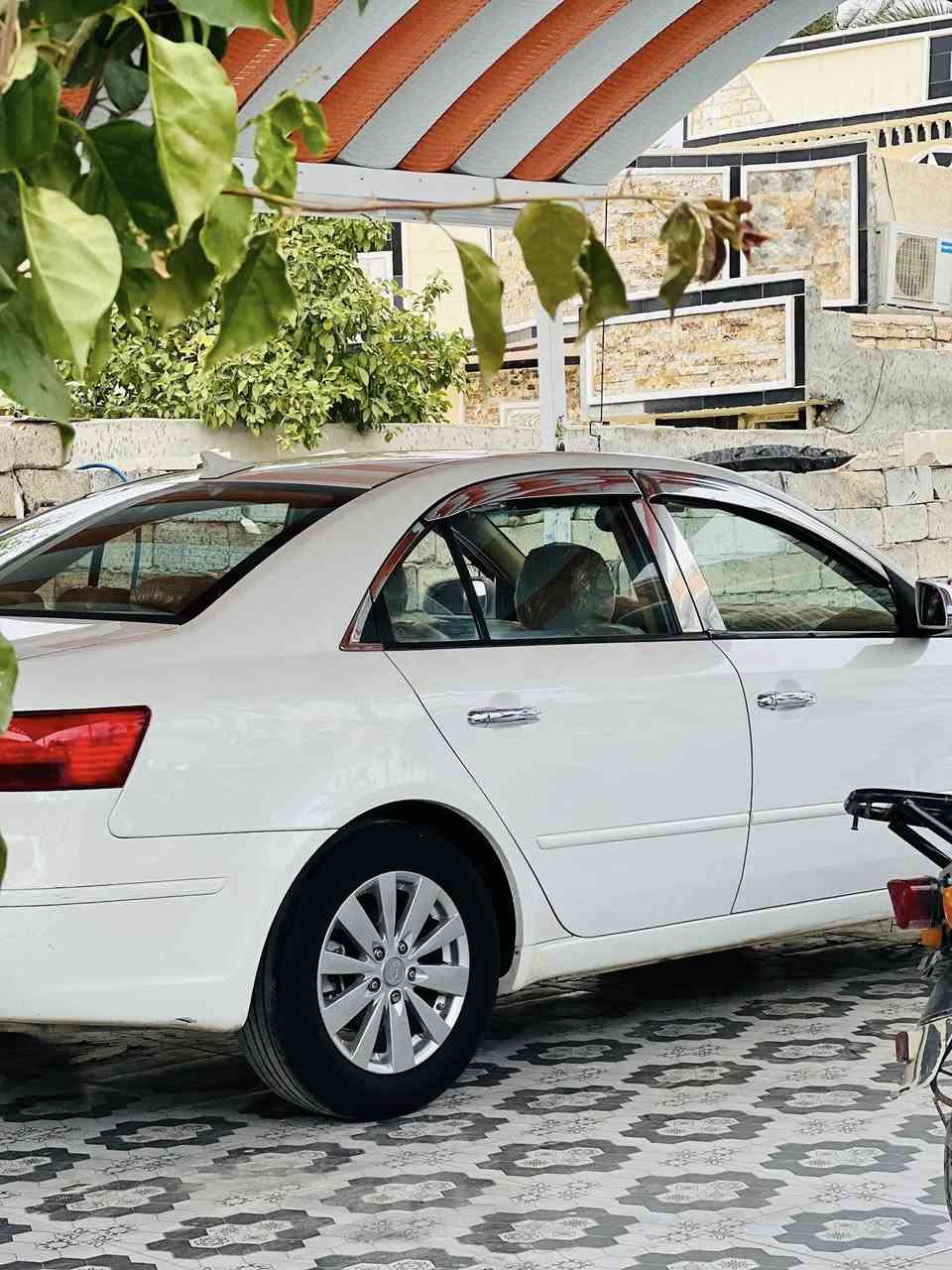 سلام عليكم سوناتا موديل 2010 رقم ديالى دولي مميز بسمي سنويه لل29 سياره جديده معنى كلمه مال جناي بيه صبخ 3قطع  فقط مثل ماموضح سونار  بدون دواخل سياره ليبل واحد دوشمه عامه تخم تاير جديد صدر أمامي خلفي جديد تبرد ثلج تدفئه كير مكينه كفاله مكينه2400 سعر (120) وبيه  مجال مكاني ديالى سراجق ***********
