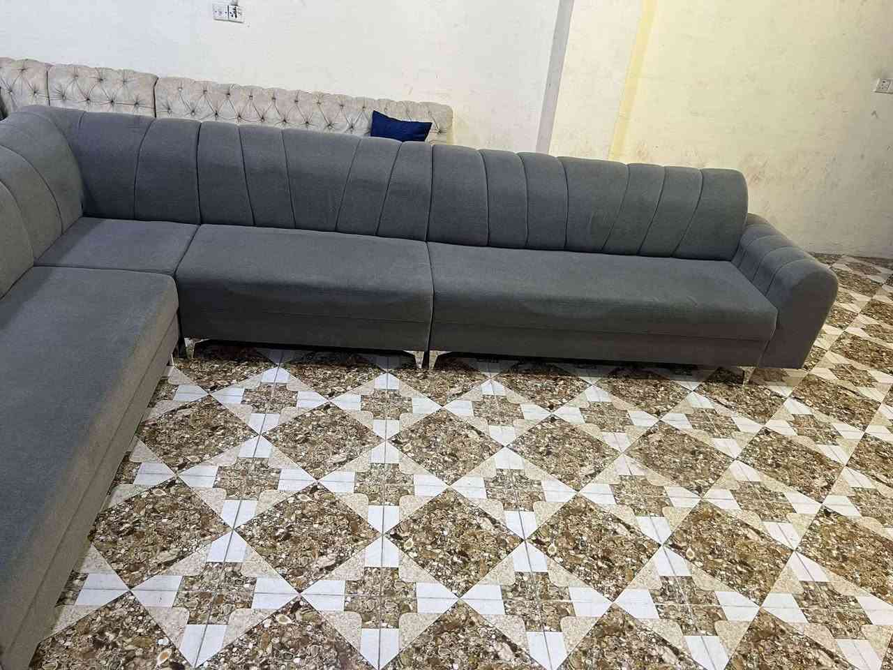 بؤ فروشتن
نمونة لة جواني
***********
