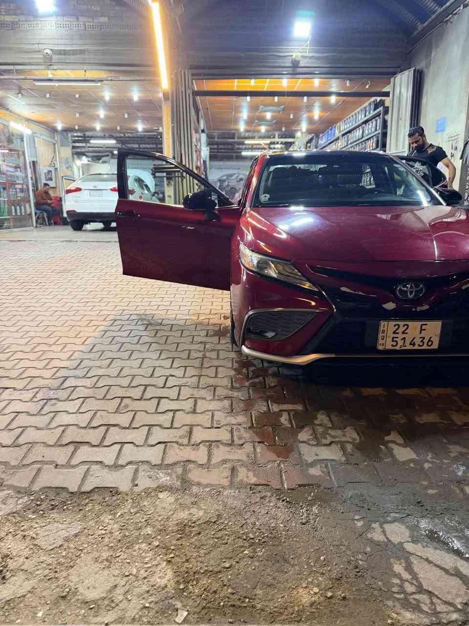 سلام عليكم ورحمة الله 

كامري موديل 2018 
الفئه : XSE
سياره : مكفوله كفاله عامه . 
بانوراما فول مواصفات . 
دبل كزوز 
مكينه 2500
اعلى فئه بالكامري جميع المواصفات بيها 
دعاميه اماميه محدثه 24 ابو الكشاف
سياره ب اسمي سنويه ل 30

مكاني كربلاء 
السعر 190  

رقمي : ***********
متواجد ع الماسنجر والواتس اب والاتصال . 
رجاءً شراي اتصل مو شراي لاتتصل. Singapore
