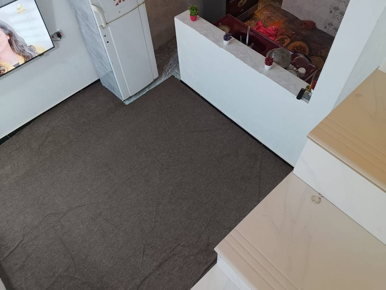 دار للبيع طباقين البهادرية قرب حسينة اولاد عامر مساحة 100 م شارع 8م مبلط بناء بلوك جديد كلشي موجود بالمنطقة كاملة متكاملة يحتوي الدار على غرفتين نوم ومطبخ وديوانية وصالة وحمامات عدد3 وسطح خلف البيت بالطابق الأول السعر 90 مليون وقابل للتفاوض للاستفسار *********** البصرة, العراق

