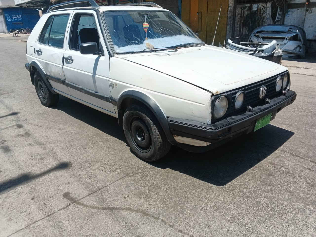 جول ف موديل 90 مكينه بيها بدايه صرف جير شرط طقم تايه بيض يا طخه بالتقمه شرط الوكاله وال شرط الوكاله والتحويل سياره شغاله سعر 16 مكينه صرف كربون مسجل ماستر.   ***********
