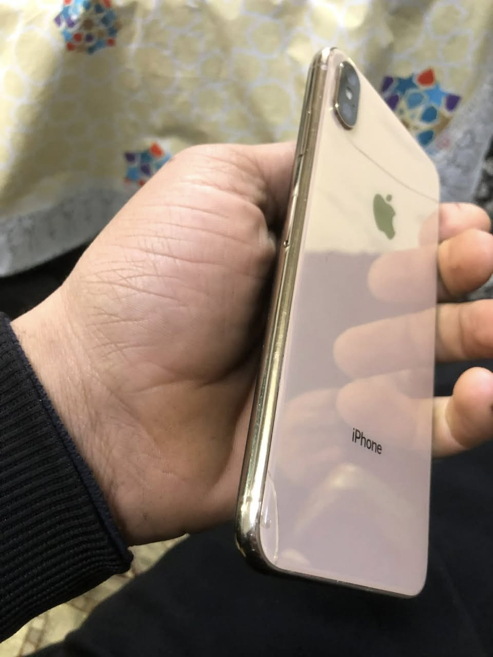 ‏سلام عليكم جهاز إكس إس  ماكس جهاز دبل سيم بطارية 100 مبدلة لكن 64 جهاز فقط مراث اللي يحب على بس ￼


**إذا كنت صاحب هذا الإعلان وتريد حذفه لأي سبب، رجاءا أرسل رسالة إلى الدعم الفني**