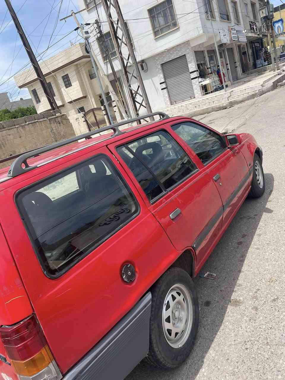 السلام عليكم أوبل كاديت استيشن موديل 91سياره بدون صبغ فقط دواره خلفي ودوسات وضع الشركه سياره شرط كير مكينه استيرن بور رقم الامانيا سنويه خضره شرط التحويل كابون موجود طخم تاير  السعر 29 وبي مجال التواصل ***********// *********** // الاستفسار على الأرقام
