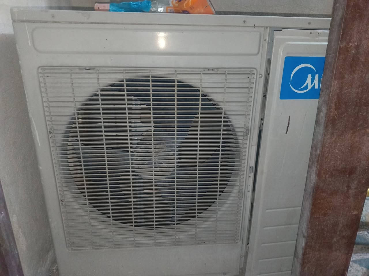 سبلت كنتوري / شركه ميديه
3طن 
فول مواصفات 
بس بي ليك 
السعر 325و بي مجال اليشتري خاص


**إذا كنت صاحب هذا الإعلان وتريد حذفه لأي سبب، رجاءا أرسل رسالة إلى الدعم الفني**