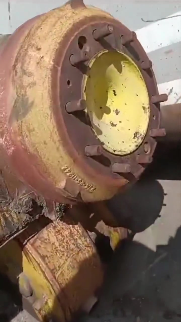 أكسل مال كريدر كوماتسو حجم 611


**إذا كنت صاحب هذا الإعلان وتريد حذفه لأي سبب، رجاءا أرسل رسالة إلى الدعم الفني**