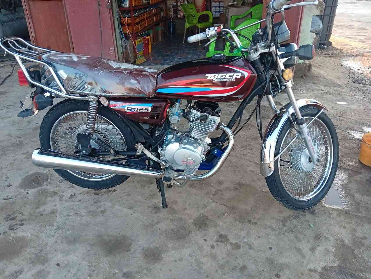 دراجه للبيع موديل 20 مكفول كفاله عامه أي نقص مابيه 
أوراق . سعر 
575
وبيه مجال قليل جدا 
***********
