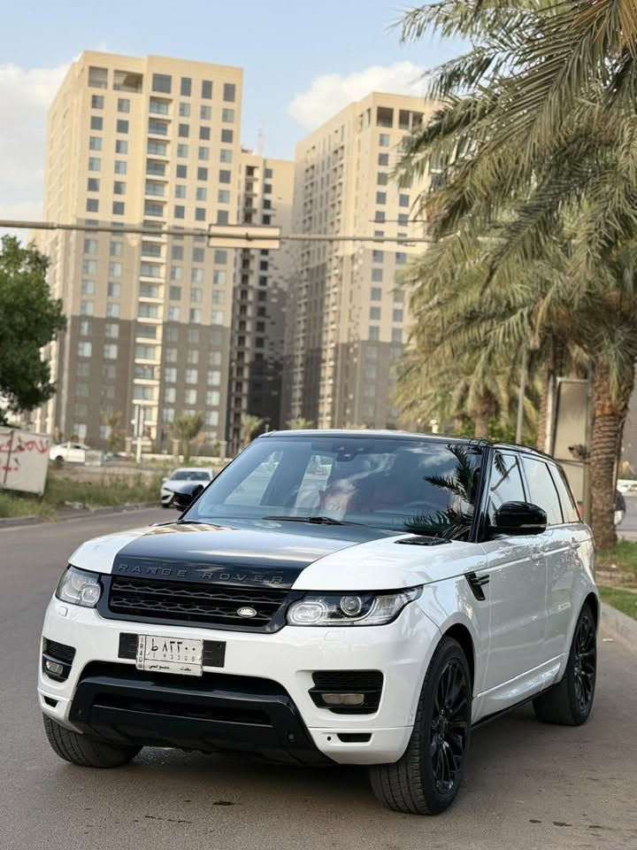 السلام عليكم
رانج روفر سبورت 
اوتو باي كراف.2014
فول فول مواصفات
محرك V8 سوبر جارج 

بدون صبغ  كفاله عامة فقط دعامية امامية
لون ابيض 
للبيع او المراوس حسب القناعه 
فول مواصفات
جكات 3 وضعيات 
رادار جانبي بل مرايات 
بانوراما كنتاره قماره شامواه 
صدر امامي خلفي جديد
كامرات 360 درجه عدد 5 
بصمات ابواب وتشغيل 
جميع الابواب شفط
سياره جدا نظيفة احلى من الصور 
كشنات كهرباء 
نضام صوت ميرديان (خرافي) 29 سماعه
مساج تدفأه + تبريد امامي خلفي 
ثلاجه 
استيرن كهرباء 
رادار حساسات امامي خلفي صندوك ابواب ترحيب اناره+ مرايات شفط
المواصفات كثيرة جداً ميحتاج اكتب الباقيات معروفه مواصفات الرانج سبورت

مكان السياره بغداد السيديه  
لاستفسار اكثر اتصال او وتساب 
***********
***********
