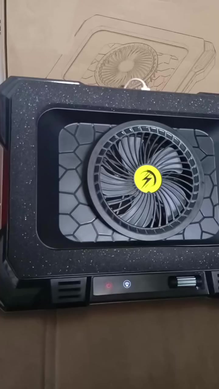 بدون المساند الصغيرة (القطع التي تم التأشير عليها باللون الأحمر في الصورة). القاعدة تعمل بشكل طبيعي جداً وممتازة، لكن هذه القطع البلاستيكية الصغيرة غير متوفرة معها.   ١٥الف


**إذا كنت صاحب هذا الإعلان وتريد حذفه لأي سبب، رجاءا أرسل رسالة إلى الدعم الفني**