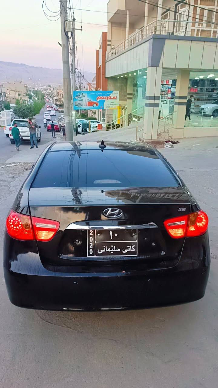 مۆدیل 2010
کۆد کراو  بەناو خۆمانەوەیە 
پێشو پشت کەپس 
گێرو مەکینەی بەشەرت 
دینار مەسرەفی نیە  
بەگ لایت لێزەر  
گێچ وەنەوشە
لایت ڕەش 
تەبریتی بەشەرت  
کوشین هیتەر 
بئ کەڤەر گۆڕاو 
نرخی  47گەڵاو مەجالەکی برایانە 
ژ.م *********** واساپو ڤایبەری لەسەرە
