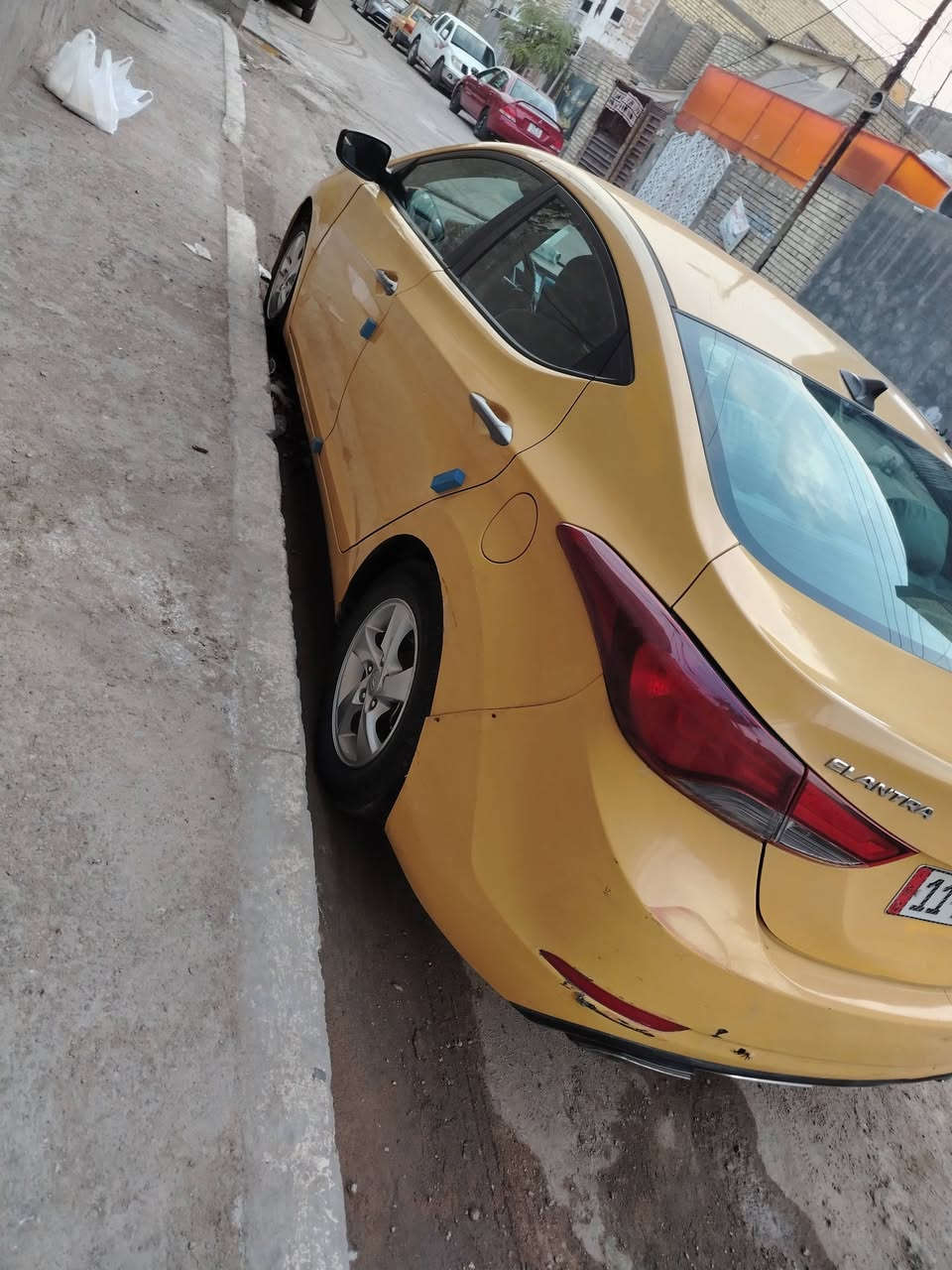 السلام عليكم النترا موديل ١٤ وارد أمريكي السيارة كلين حادثة طخه حافه البنيد بدون دواخل ليبل واحد السيارة جاهزة كير محرك تبريد تخم تاير باتري جديد صدر خير من الله محرك ١٨٠٠ دوش رقم انكليزي امصفره هيئه وغرامات السعر ٩٨ بيهة مجال حك الجية بغداد البلديات رقم ***********
