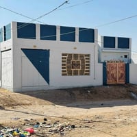٢٥٠م • ركن • ٣ محلات