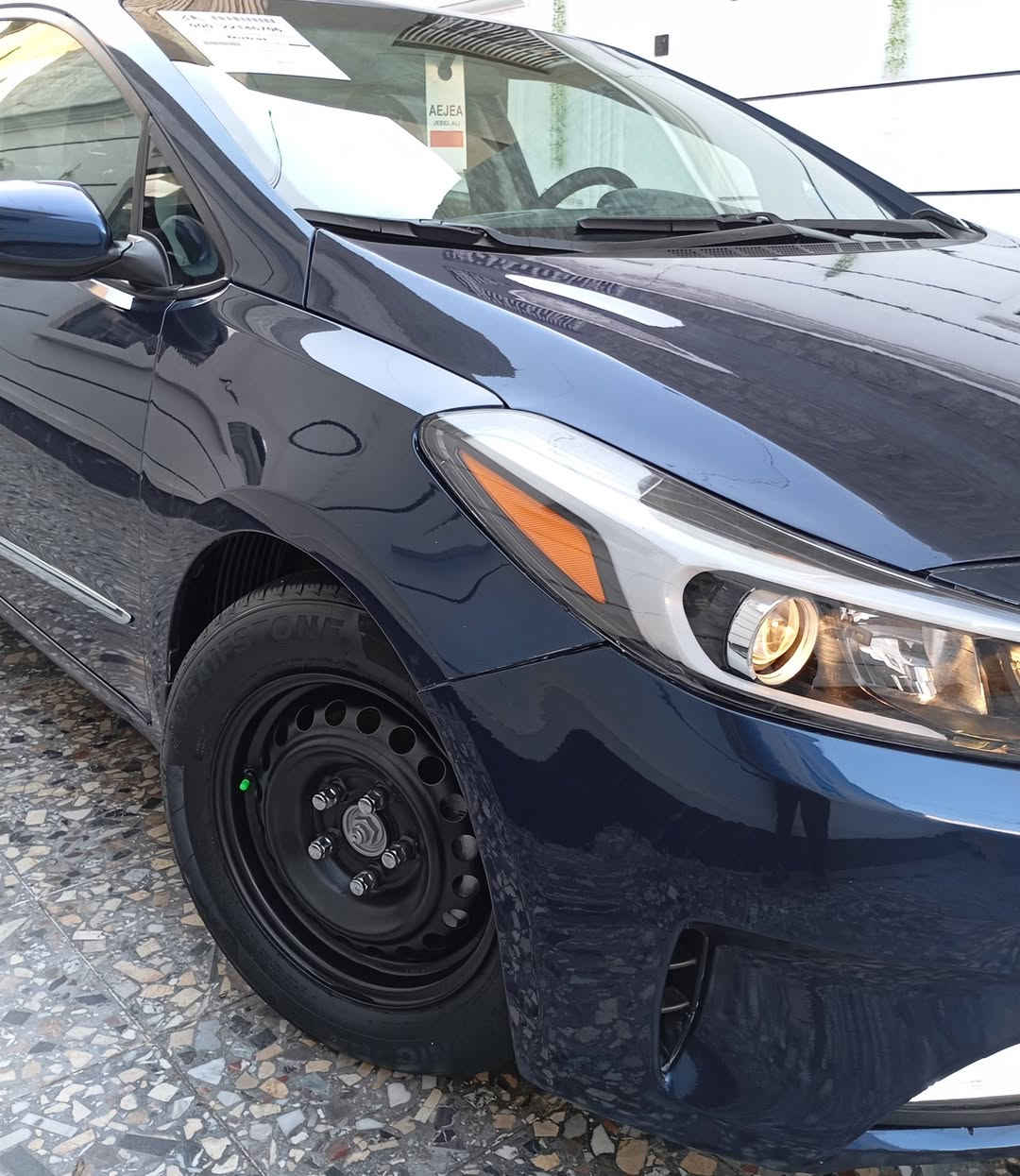 السلام عليكم كيا فورتي 2018 أمريكي حادثه بنيد صبغ فقط الباقي كفالة بدون دواخل بدون ايرباك ليبل واحد ماشيه 84 الف محرك 2000 دوش كير AT المرغوب شاشة كبيره كار بلي كامره تحكمات انضمة قياده أسبورت و إيكو شاشة  لايت زنون رقم بغداد تحويل مباشر المكان بغداد السعررررررر 119الهاتف ..***********
