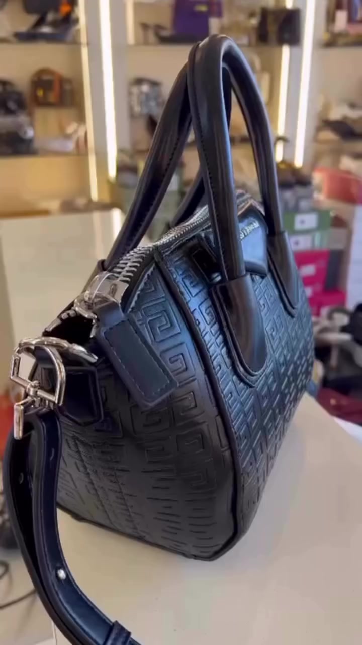 الى عشاق القطع الفخمة والكوالتي العالي اخر قطعه عليها عرض


**إذا كنت صاحب هذا الإعلان وتريد حذفه لأي سبب، رجاءا أرسل رسالة إلى الدعم الفني**