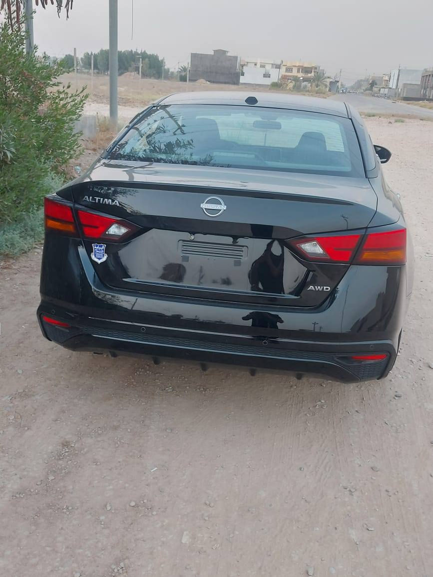 السلام عليكم ورحمة الله وبركاته 
للبيع فقط

نيسان التيما

السياره موديل 2025

مواصفات SV

رقم بغداد الجديد
كير و مكينه ولغد و شواصي مكفول

الضرر بنيد و جاملوغ

السعر اتصال علئ الرقم غير متواجد علئ الفيس

***********
