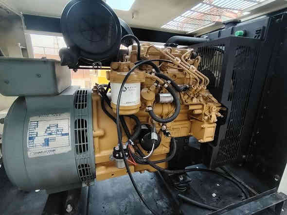 متاح للبيع
مولد بيركنز بزون
3 سلندر
7.5 KVA 
30 امبير
سنگل فيز
راس التوليد بنكيك
نظام حماية 
تشغيل واطفاء اوتو  AUTO 
للاستفسار الاتصال على الرقم
***********
واتساب ***********
