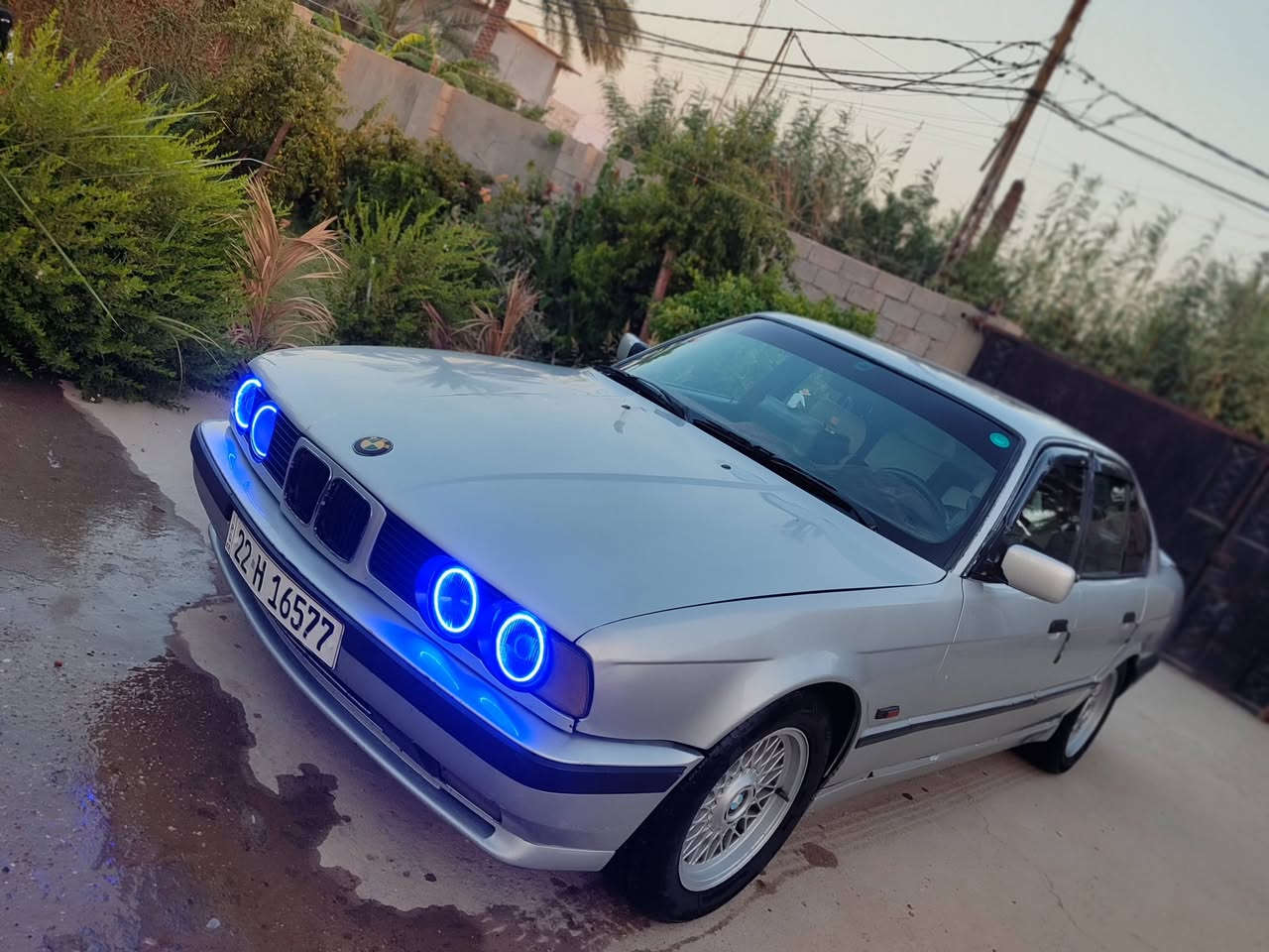 BMW 1994
كير ومحرك مكفول 6 سلندر مسكر تك فانوس  خير من الله ترايك وين متريد
تبريد ثلج
سياره متعوب عليها جاهزه من كلشي
جامات كهرباء كله شغال سنتر لك
كير اوتوماتيك
السياره صارف عليها وكله بلادي او وكاله متصرف عليها فلس ومكفوله من كلشي
سنويه باسمي تحويل ثاني يوم رقمها اربيل
السعر 70 وبيها مجال
ما متواجد فيس
***********
واتس او اتصال
مكانها الصويره او بغداد
