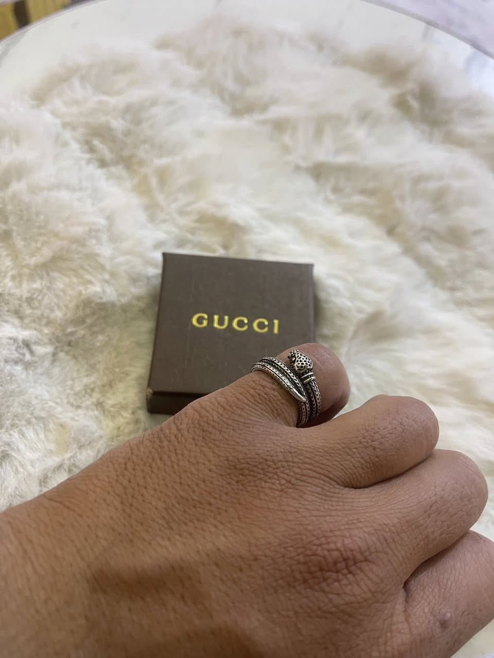 خاتم ملفوف ع شكل حيه مختوم 925 ومختوم شركه كوجي


**إذا كنت صاحب هذا الإعلان وتريد حذفه لأي سبب، رجاءا أرسل رسالة إلى الدعم الفني**