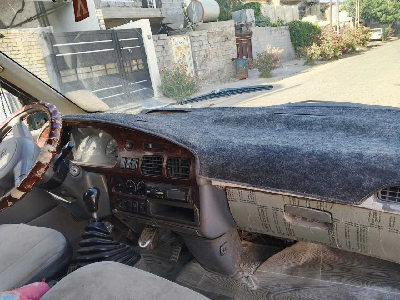 سلام عليكم بريجو مديل 96سنويه 27بشهرال5 كيرومكينه وصدر وتخم تاير وكهربايات وتوشمه كله جديد سياره فوال مصبوقه جماليه فقط سياره جاهزه وبل خير عله يأخذه سعر 55وبيه مجال رقم بغداد نكليزي بسمنه عنوان بغداد الحسيني المعامل ***********
