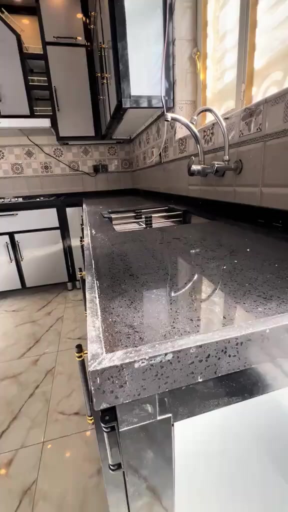 🌙 قرب شهر رمضان المبارك
شهر الخير، اللمة الحلوة، وتجديد البيوت ✨
خلي مطبخك يستقبل رمضان بذوق وفخامة
كونتر ألمنيوم راقي
بنوعيات السراي التركي – العضيم التركي – الصيني
شغل مرتب، نوعية ممتازة، و أسعار مناسبة للجميع 💛
📍 موقعنا: كركوك – حي الواسطي، مقابيل جامع الفردوس
📞 للحجز والاستفسار:
راسلونا على الخاص أو اتصلوا على الرقم 📲
📱 أو واتساب
***********
