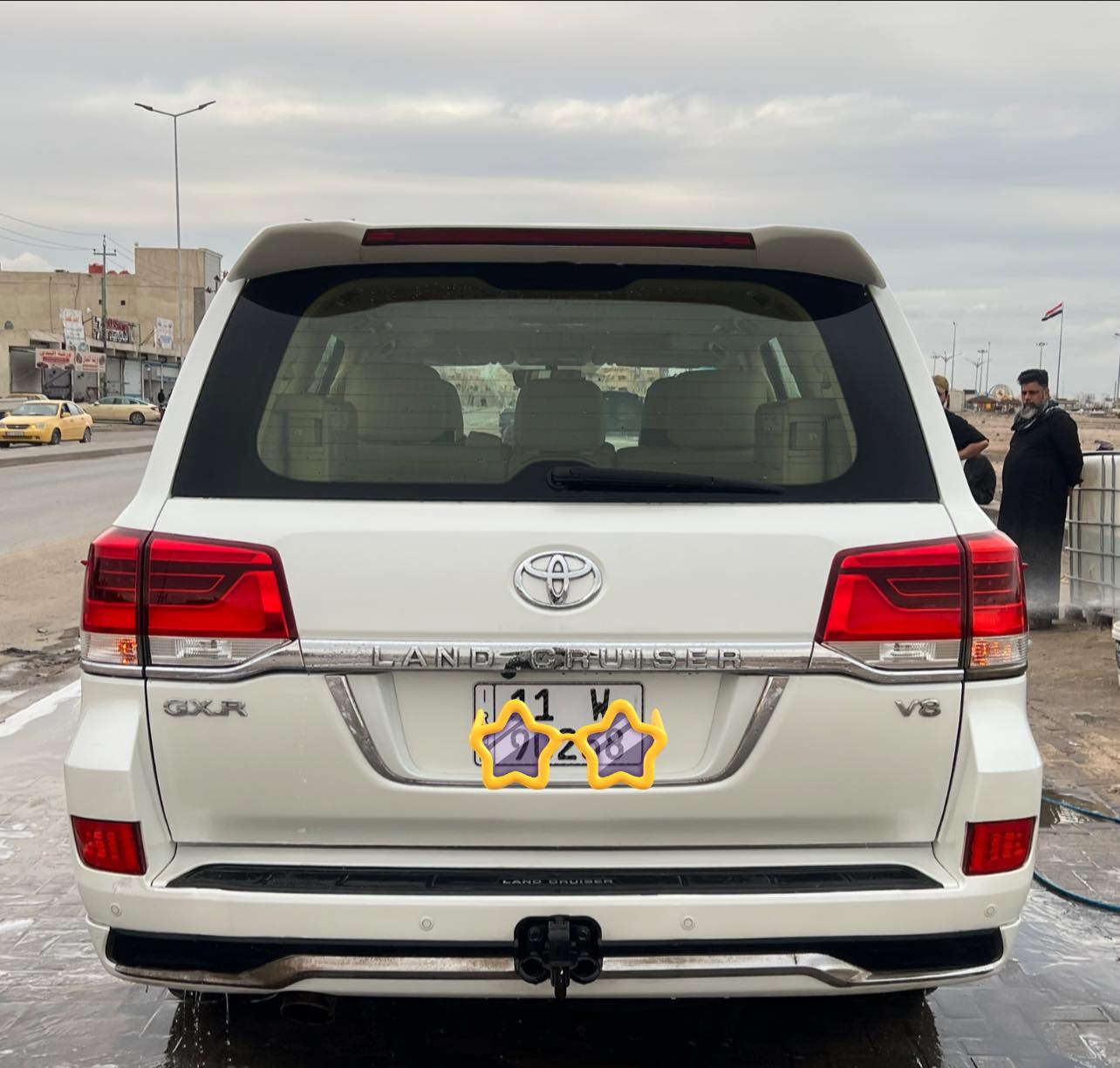 للبيع موديل 2017 رقم بغداد 
8 اسلندر  ماشيه 108 حقيقي
سياره جاهزه تحويل مباشر 
السعر 460$ وبيها مجال 
***********
