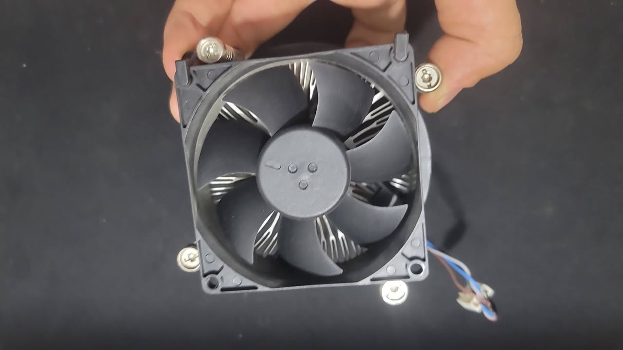 السلام عليكم عندي هذول الغراض للبيع
معالج: i7 8700 بيه كرت مدمج مع مبرد مالته 
كرت شاشه : gt730 
رامات : ddr4 16gb samsung 
هارد : 1tb 
بورد : ما اعرف شنو نوعه الصراحه 
بور سبلاي : 250w hp 
يو بي اس : حجم 850 

كل القطع شغاله طبيعي ١٠٠ بل ١٠٠ ونضيفه حيل الي يريد قطعه يراسلني ويتدلل موجود توصيل 

مكاني بغداد الدوره حي المعلمين 
7748406454


**إذا كنت صاحب هذا الإعلان وتريد حذفه لأي سبب، رجاءا أرسل رسالة إلى الدعم الفني**