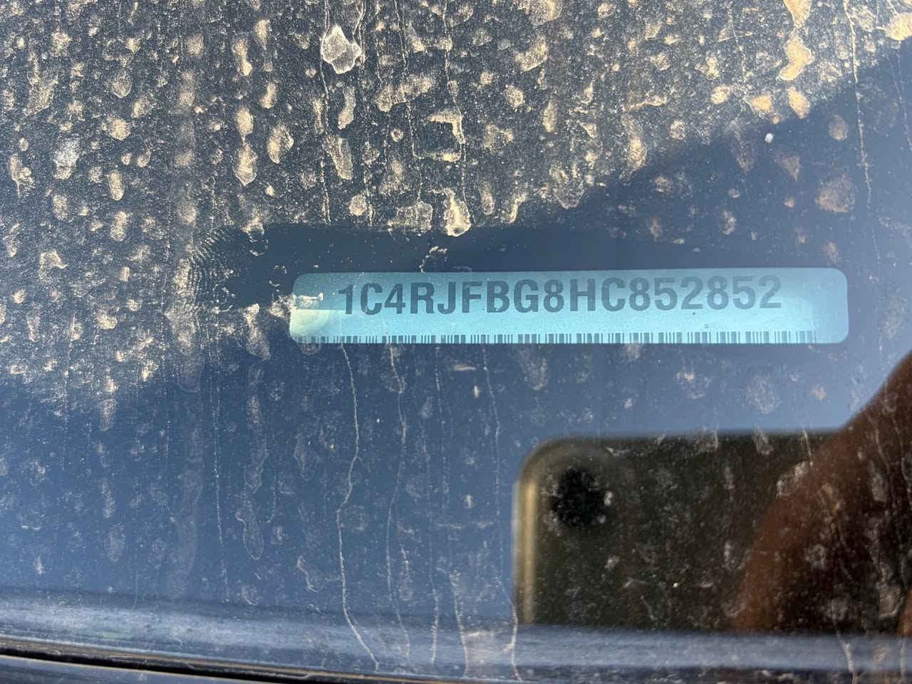 جيب لاريدو موديل ٢٠١٧ فول مواسةفات دبل اكسل سلايد كوشن جلد هيتةر رادار بونيد جاملغ دةرگا سبوغة بي ژووري بي ارباك هةموو بةشةرت گير و مةكينةي بةشةرتة نةكرايتةوة يةك دينار مةسروفي تيدا نيية ١٠٠رويشتوة سعري ٢٢٠$وةرةقة و مةجال شوين هةولير 
***********
Whatsapp أربيل, العراق
