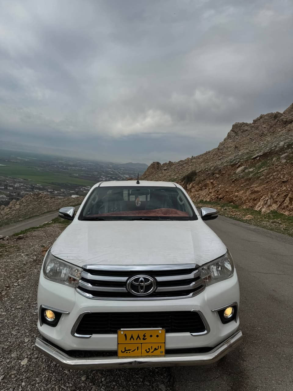 Toyota hilux 2016
پارچەڕەش لەسەرساخی بەبێ بۆدی بۆدی ساخە
ناوسور گێر حادی دەبڵ ئەکسل
١٣٠ هەزاری حەقیقی ڕۆیشتوە
سەیارەکە نمونەیە لەجوانی پۆڵیش و سێرڤسی تازە بۆکراوە 
گێڕو مەکینەو کارەبایاتی بەشەرت
سەنەوی بەسەرچوە باناوی خۆمانە وەکالەو تەحویل بەشەرت نرخی ٢١٤ گەڵاو مەجالیکی کەم
*********** رانية, السليمانية
