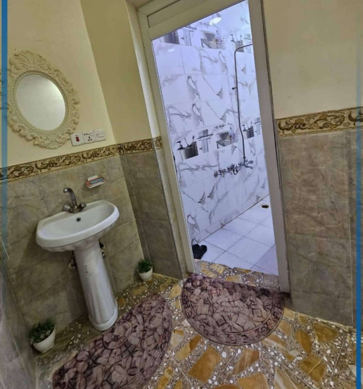 🌺اللهم صل على محمد وال محمد🌺

#دار سكن طابو صرف حي العسكري 

#المساحة 120 قرب النجدة بناء 2020

 غرفة وصالة وبراني ومطبخ وصحيات داخلية وخارجية 
 
#السعر 105 مليون مع المجال 

للاستفسار اكثر عن موقع العقار الاتصال على الارقام التالية او مراجعة مكتب عقارات المختار شارع زمزم قرب حسينية السيدة زينب عليها السلام مجاور عمارة ابو بسيم 

*********** يوجد واتساب 
*********** يوجد واتساب
